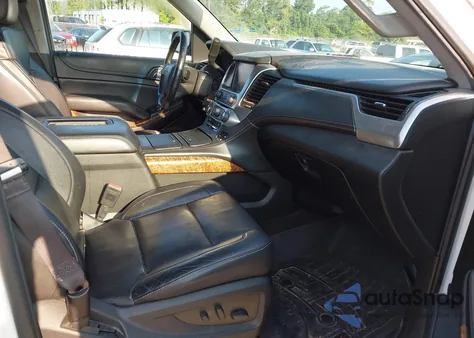 2016 Chevrolet Suburban Ltz z USA, uszkodzony, nr VIN 1GNSCJKC9GR236530